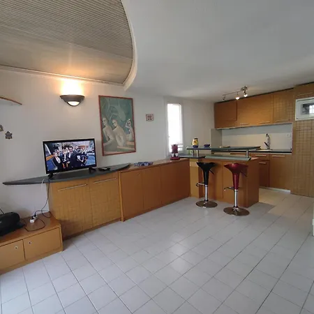 17, Cap Sauvage Au Village Naturiste Agde